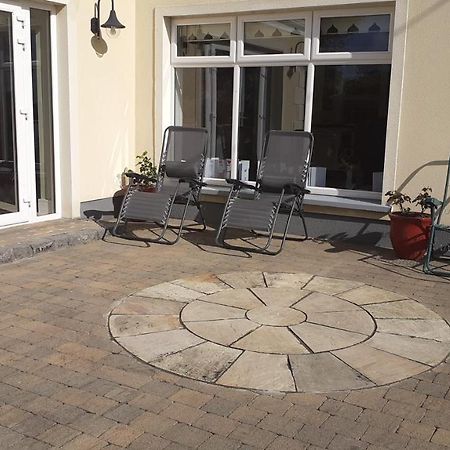 Bedroom No 3 Garden View Nobber Exterior foto